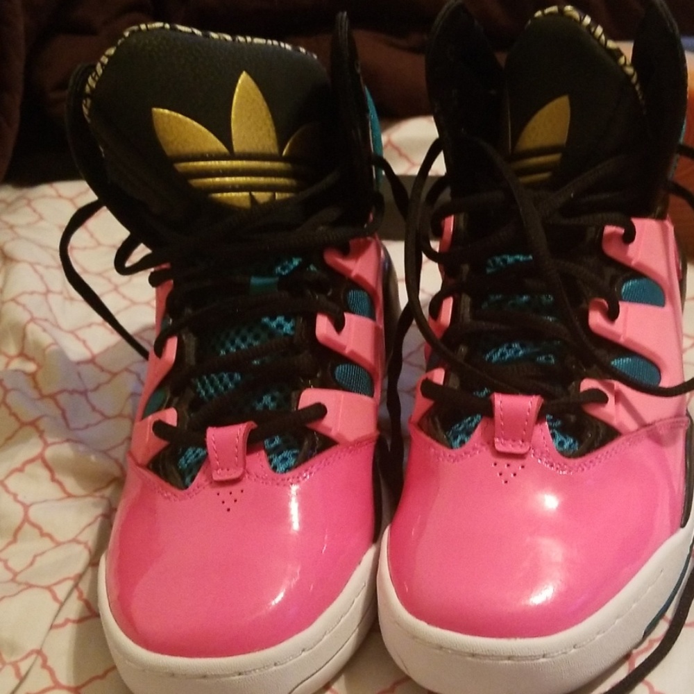 adidas torsions